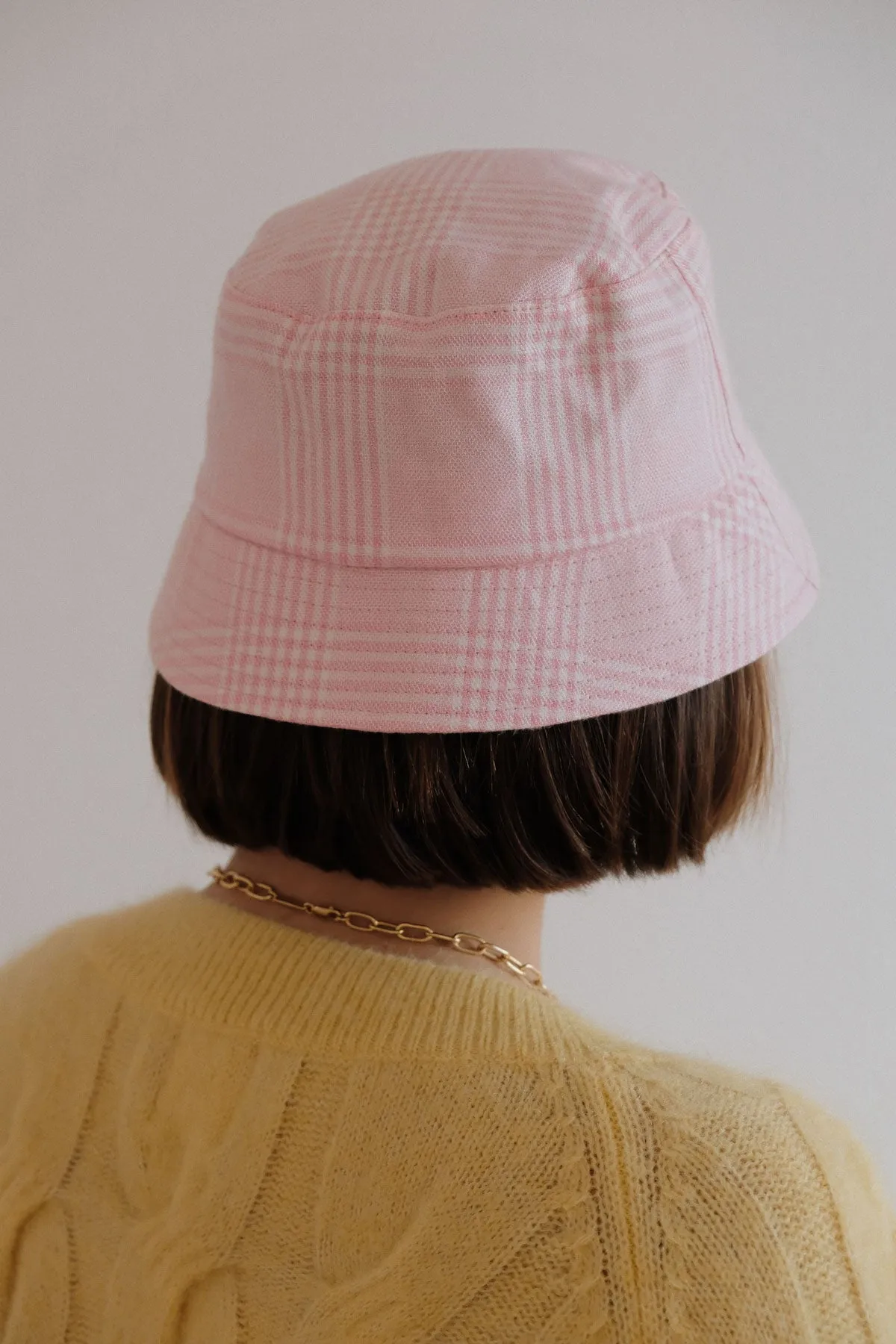 Check mate pink bucket hat