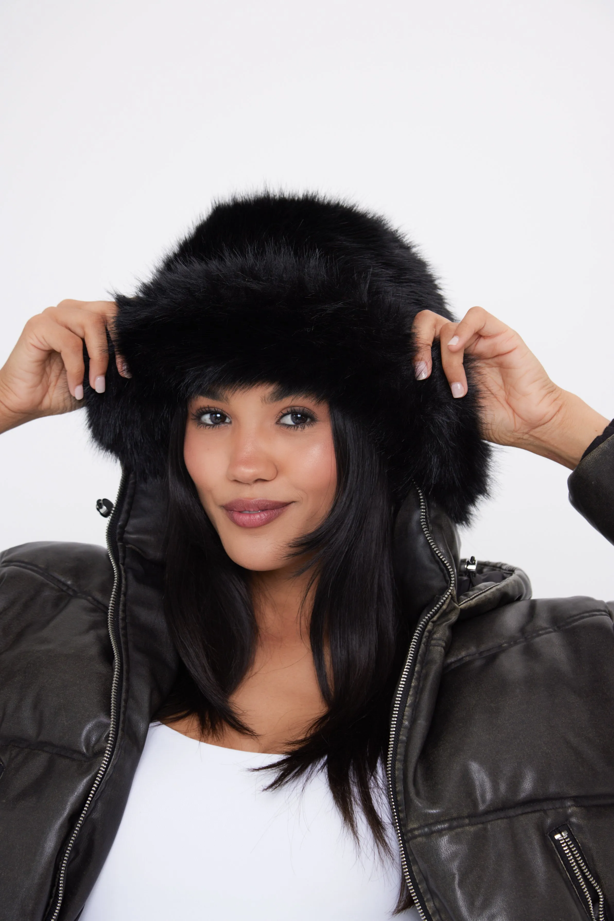 Oversized Fuzzy Fur Bucket Hat in Black